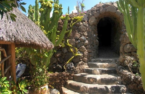 La Asomada Apartamento | Casa Cora - finca de ensueño, piscina, gran jardín, WIFI, parque infantil