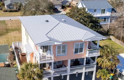 Kure Beach Casa | Casa Coral 4 Bed 4 Bath with EV charging