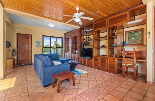 Caribbean Way Casa | Casa Corazón @ Eddie beach