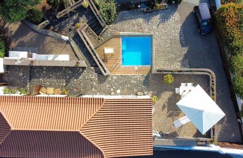 Tajuya Chalet De Esquí | Casa Cordobes by Huskalia