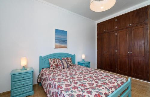 Pata de Baixo Apartamento | Casa Costa e Silva by Intiholidays