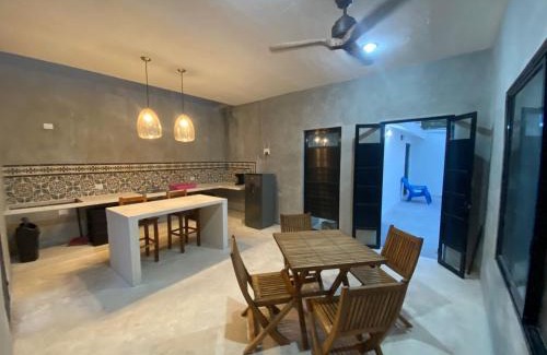 Río Lagartos Casa | Casa Costa Rosa - Habitación Brisa