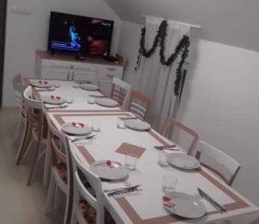 Ciocanesti Casa | Casa Craciun Ciocanesti