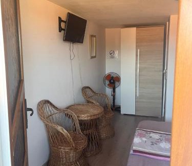 Sapinta Casa | Casa Crisan