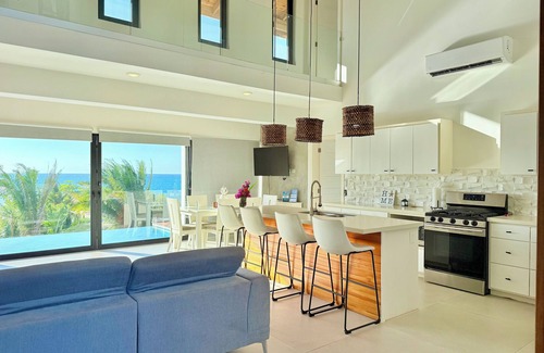 Pristine Bay Villa | Casa Cristal del Mar @ Pangea Beach, Big Bight.