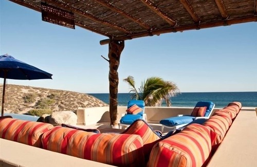 La Fortuna Villa | Casa Cuervo Beach Front Villa en Playa Tortuga - Baja Ca Sur