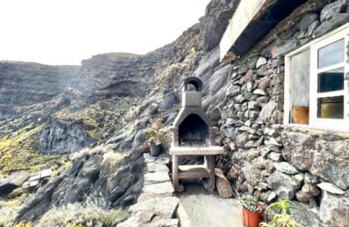 Valverde Casa | Casa Cueva con Vistas Panorámicas al Mar y BBQ