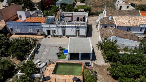 Luz de Tavira Casa | Casa D'Nossa, casa tradicional e Moderna, vista 360º, piscina de agua salgada