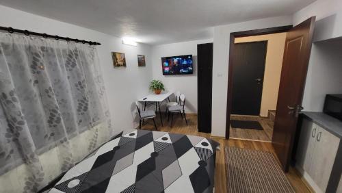 Toplita Casa | Casa D