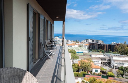 Sao Martinho Apartamento | Casa da Baía – 3BR Bay Views