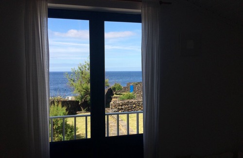 Ponta Delgada Cabaña | Casa da Beira Mar - un refugio oceánico (RRAL nº988)