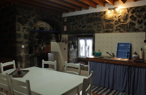Nordestinho Cabaña | Casa da Burra - Es una casa rural, construida en piedra basáltica.