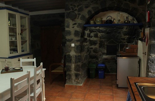 Nordestinho Cabaña | Casa da Burra - Es una casa rural, construida en piedra basáltica.