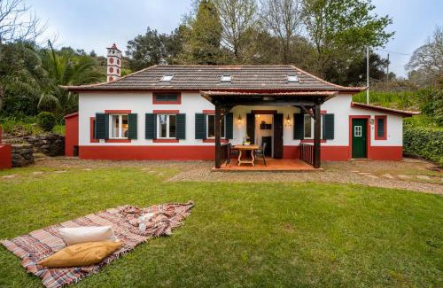 Camacha Casa | Casa da Cebola by An Island Apart