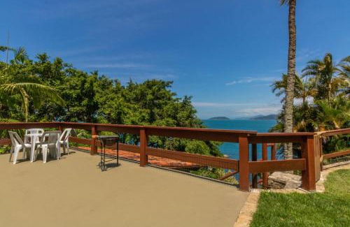 Ilhabela Casa | Casa da Costeira - Cabaraú