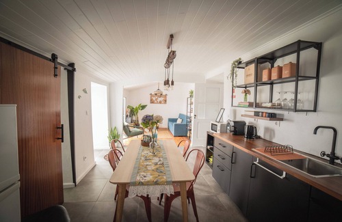 Capelas Casa | Casa da Fonte de Cima: O refúgio perfeito em São Miguel!