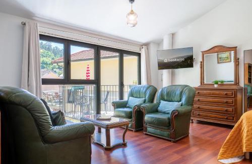 Cova Chalet De Esquí | Casa da Fonte de Pedra