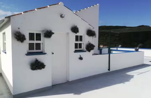 Praia da Vitoria Casa | Casa da Praia - Group Accommodation