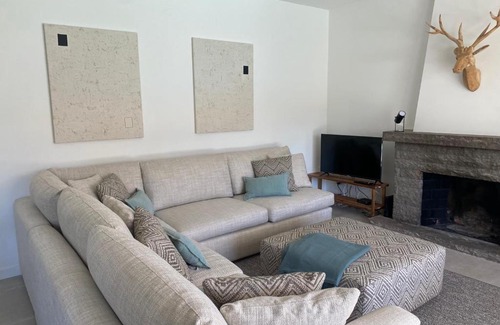 Banzao Casa | Casa da Santinha Relax Pool & Garden House near Beach