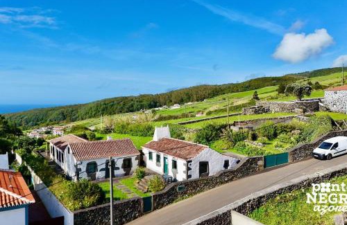 Angra do Heroismo Casa | Casa da Serreta by PontaNegraAzores