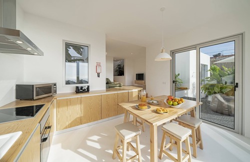 Ponta do Sol Casa | Casa da Vargem I, With Pool for Small Families