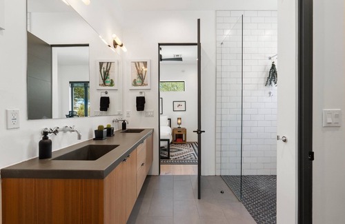 Coronado Casa | Casa Danesa | Pool | Fire Pit | Putt-Putt | Luxe & Modern