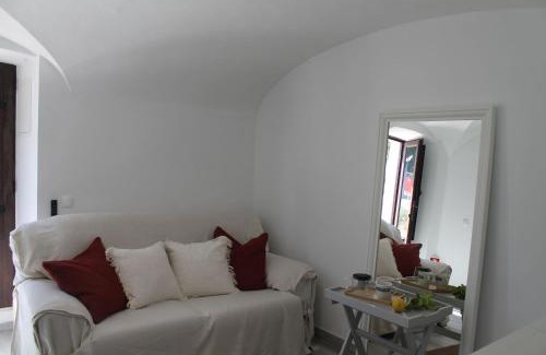 Evoramonte Apartamento | Casa das Bonecas by LovelyStay