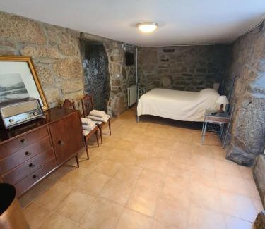 Guarda Casa | Casa das Pédrinhas Guarda