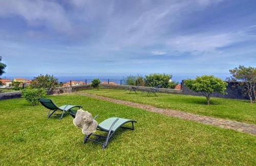 Porto Moniz Casa | Casa DaSa by LovelyStay