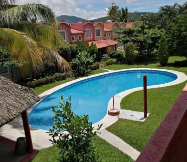 Ixtapa Casa | Casa de 3 habitaciones con alberca