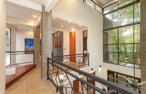 Valle Pura Vida Casa | Casa de Agua - 3-bedroom house in charming Manuel Antonio with WiFi, AC