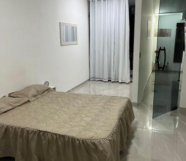 Vargem Pequena Casa | Casa de alto padrão com hidromassagem aquecida aceita pet perto da praia