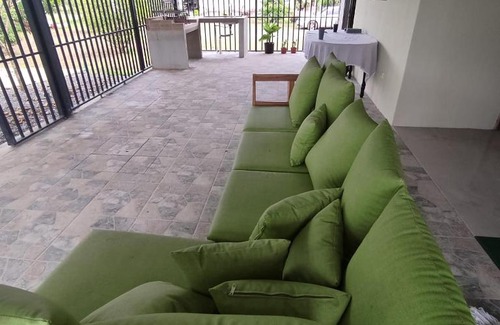 Parrita Casa | Casa de Amigos