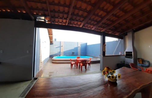 Sao Joao Batista do Gloria Casa | Casa de temporada acomoda até 20 pessoas, ótimo custo beneficio e com piscina grande, estacionamento grátis incluso, próximo da SERRA CANASTRA, Cânyons de Capitólio, furnas e mais de 130 lindas cachoeiras na região