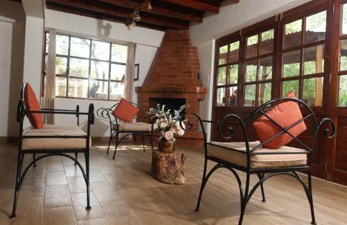 Urubamba Casa | Casa de campo Asikuy House