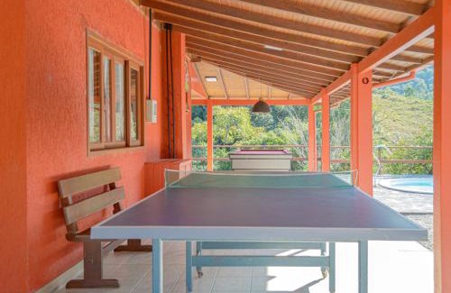 Anitapolis Casa | Casa de campo c lareira, jogos e piscina aquecida