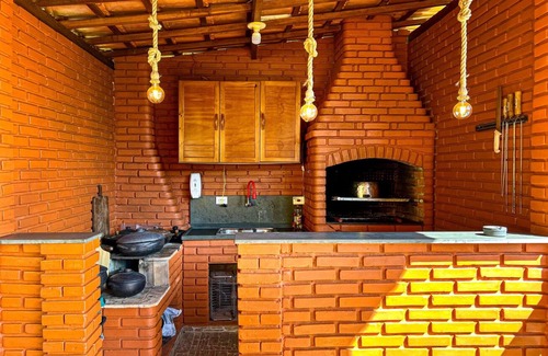 Sao Paulo Casa | Casa de campo com churrasq e piscina em Emburá/SP