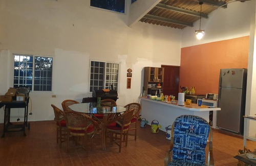 Cerro Azul Cabina | Casa de Campo / E C O aventura / clima 18 a 25
