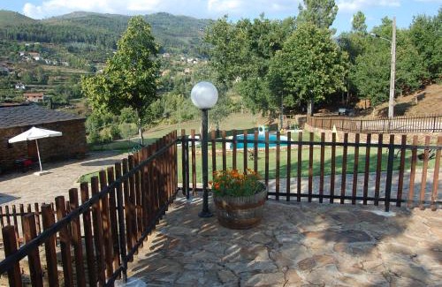 Cinfaes Casa | Casa de Campo "Quinta do Cadafaz"