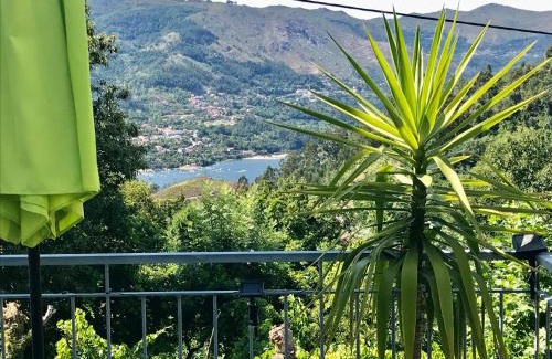 Cova Apartamento | Casa de Casarelhos - "Rio - Cascatas - Montanha - Gerês"