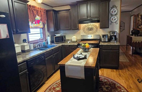 Westover Casa | Casa de Castillo has no cleaning fees