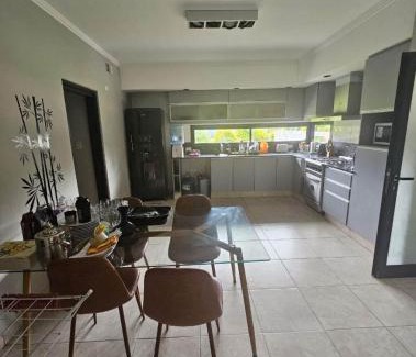 Santo Tomé Casa | Casa de categoría en Country