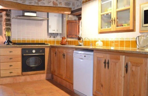 Sant Gregori Casa | Casa de Cuaña - Private Pool, Padel Tennis, Basketball & more - close to Girona