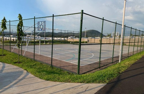 Coatepeque Casa | Casa de dos cuartos con aire e internet