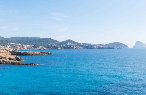 Cala Comte Villa | Casa Del Mar hermosa casa con vistas increíbles