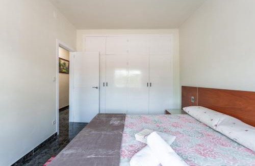 Santa Eulalia de Roncana Apartamento | Casa de vacances Mary
