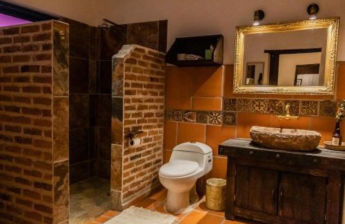 Guadalajara Casa | Casa de hospedaje -La Abadía de San Pedro