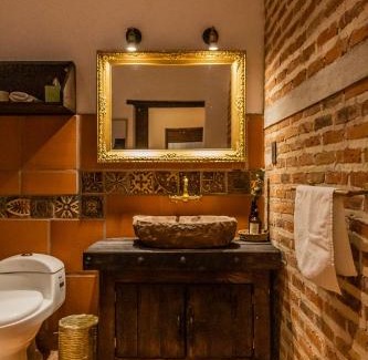 Guadalajara Casa | Casa de hospedaje -La Abadía de San Pedro