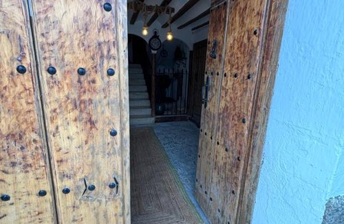 Iznatoraf Casa | Casa De La Aguadora