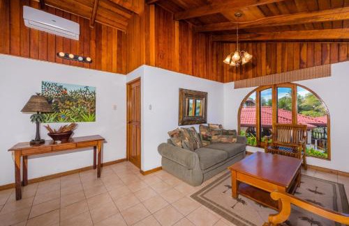 Playa Flamingo Casa | Casa De La Playa- Beachfront Home At Flamingo